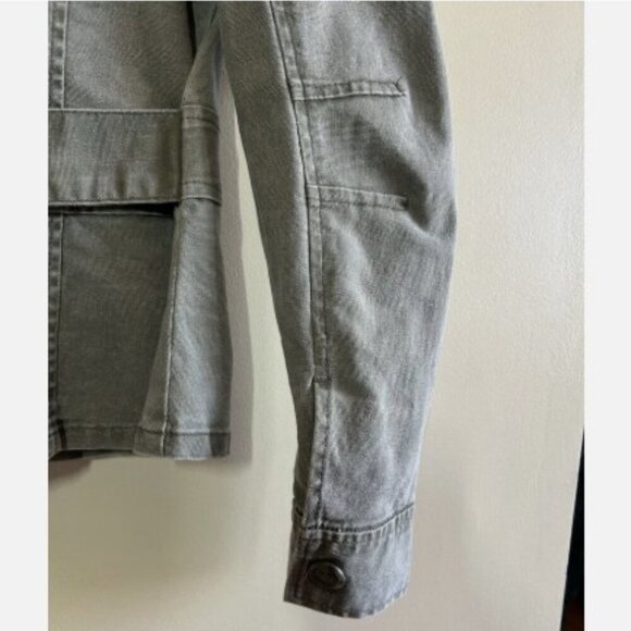 Liquid X Women's Military Army Green Cargo Pockets Jean Jacket Size Medium - Picture 11 of 12